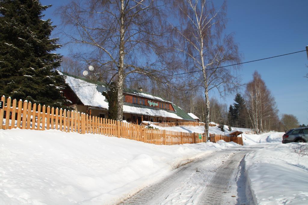 Apartmany Vydrysek Srní Exteriör bild